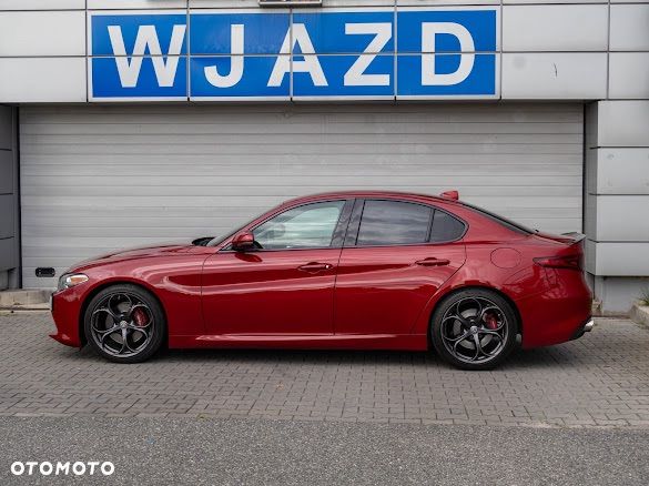 Alfa Romeo Giulia 2.0 Turbo 16V AT8 Veloce Ti - 12
