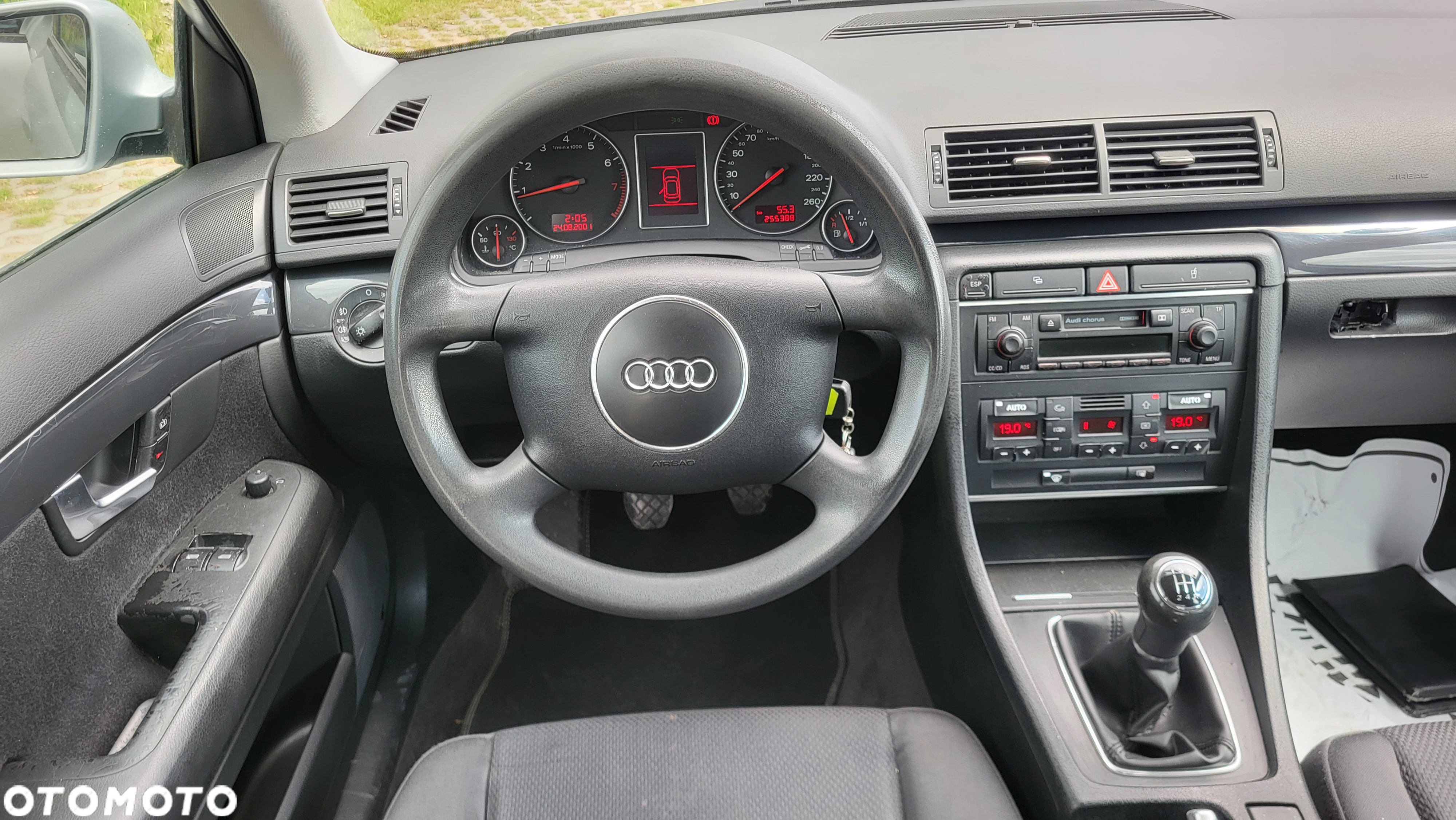 Audi A4 1.6 - 8