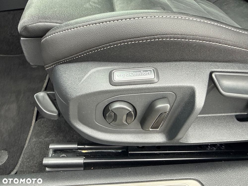 Volkswagen Arteon 2.0 TSI Elegance DSG - 17