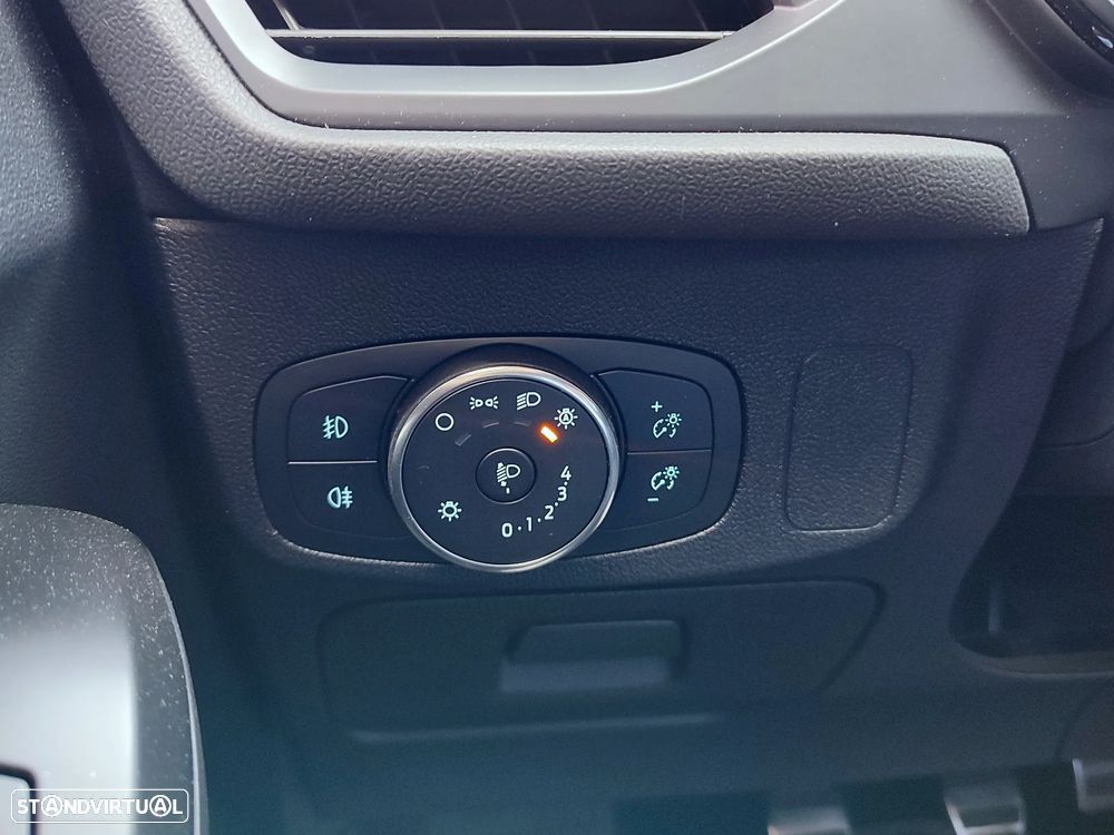 Ford Focus 1.0 EcoBoost ST-Line - 27