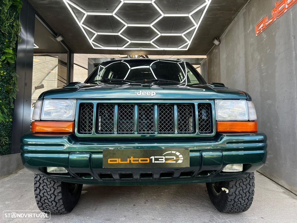 Jeep Grand Cherokee 5.9 LX - 2