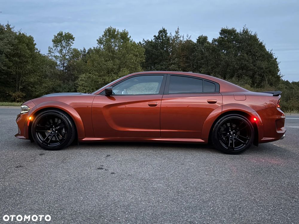 Dodge Charger 6.4 Scat Pack Widebody - 5