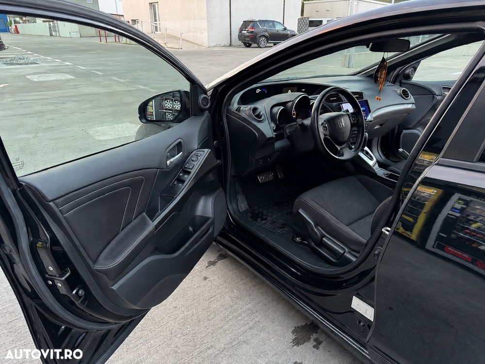 Honda Civic 1.8 i-VTEC AT Sport - 9