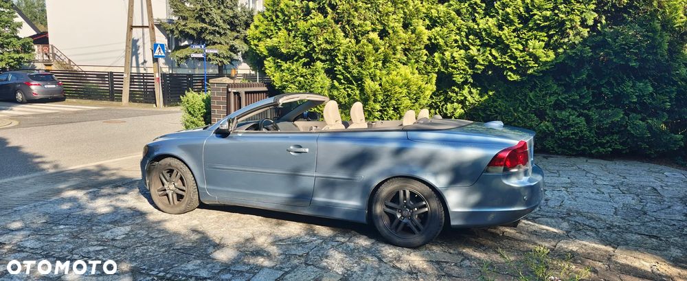 Volvo C70 T5 Summum - 4