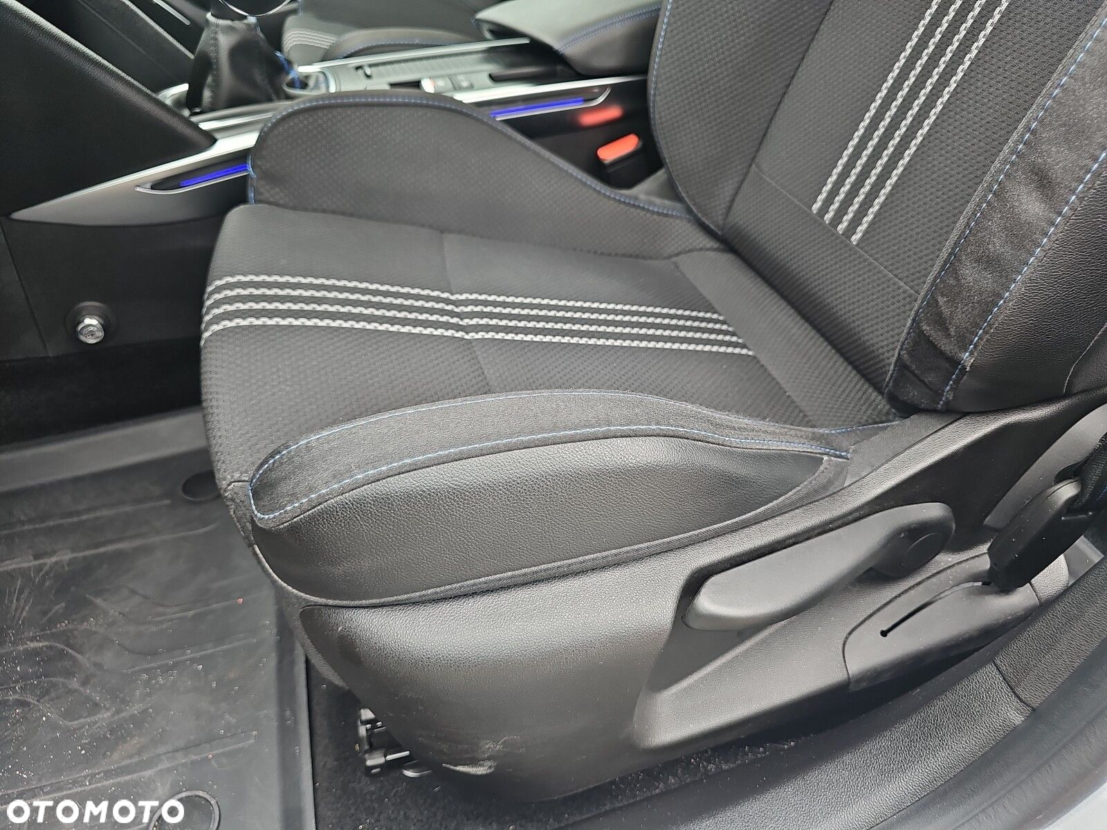 Renault Megane - 24