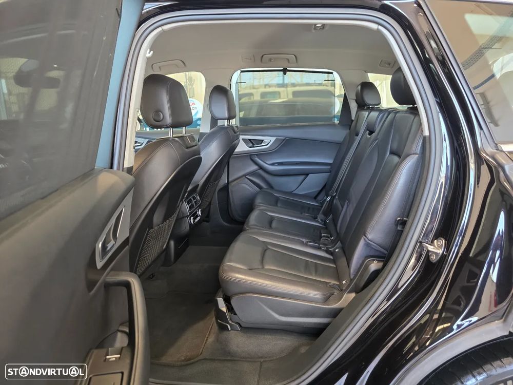 Audi Q7 3.0 TDi quattro Tiptronic 7L - 7