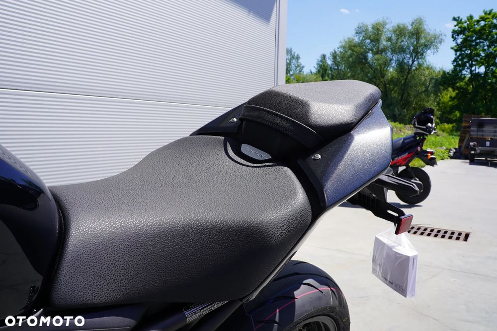 Kawasaki Z 900 - 7