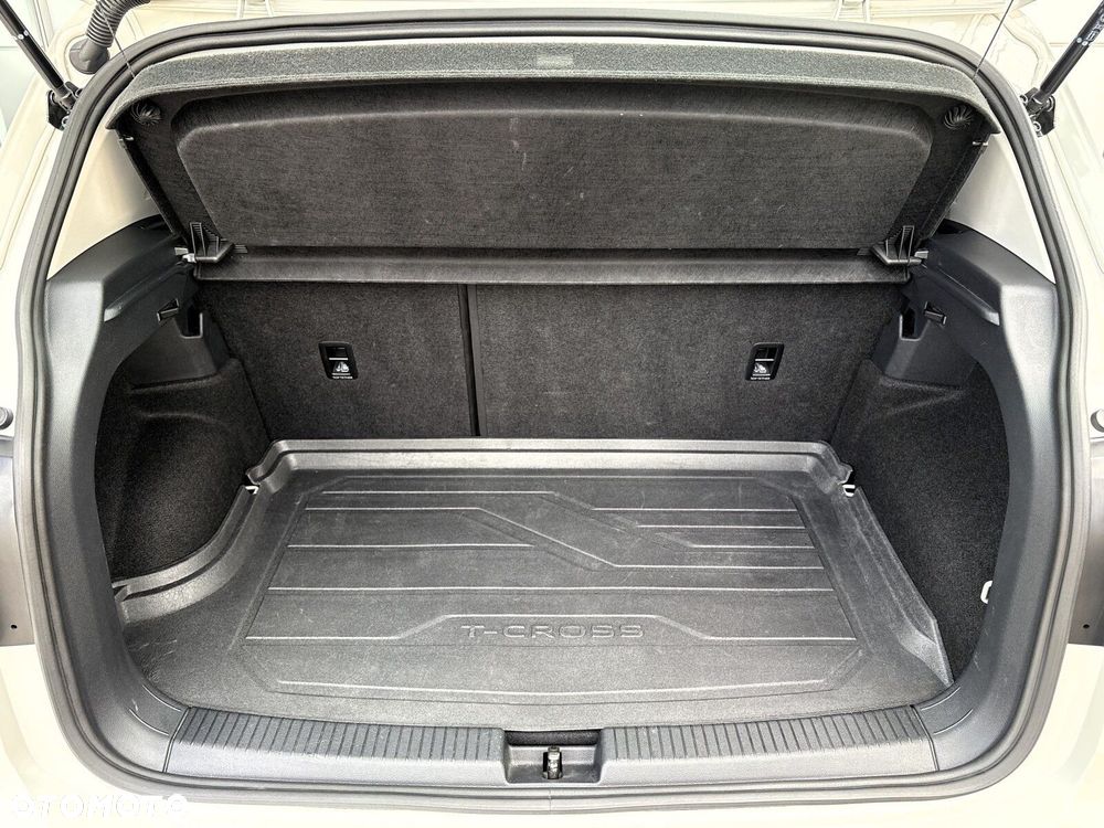 Volkswagen T-Cross 1.5 TSI ACT Style DSG - 30