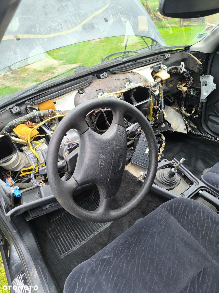 Ford Scorpio - 5