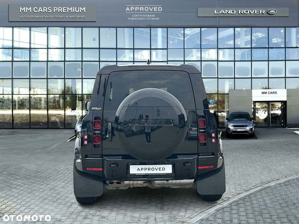 Land Rover Defender - 10