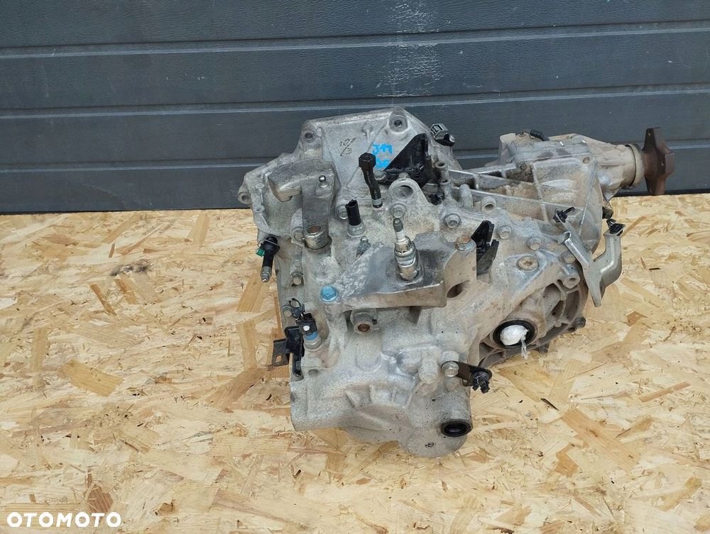 SKRZYNIA BIEGÓW KOMPLETNA NISSAN QASHQAI J11 1.6 DCI 4X4 - 3
