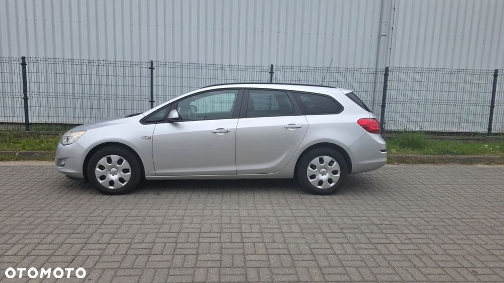 Opel Astra 1.6 - 12