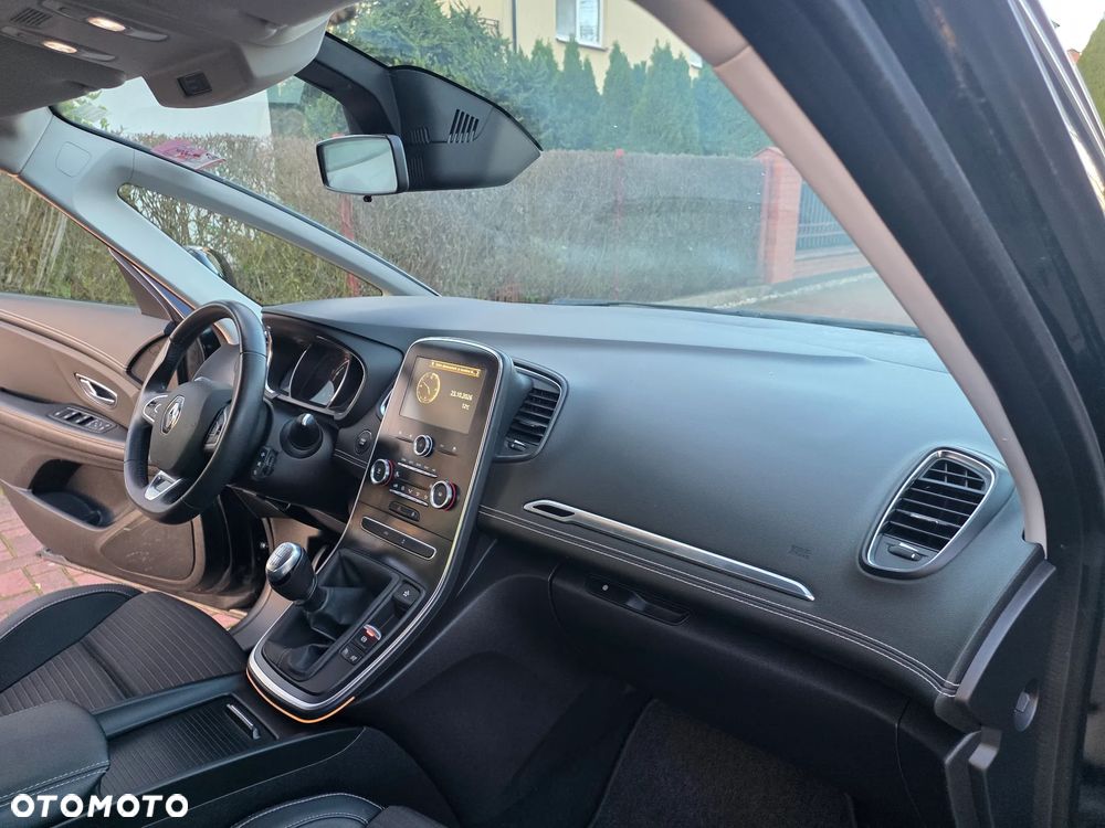 Renault Scenic BLUE dCi 120 BUSINESS EDITION - 6