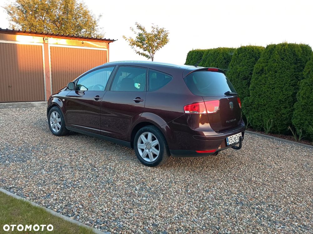 Seat Altea XL 1.6 Stylance - 1