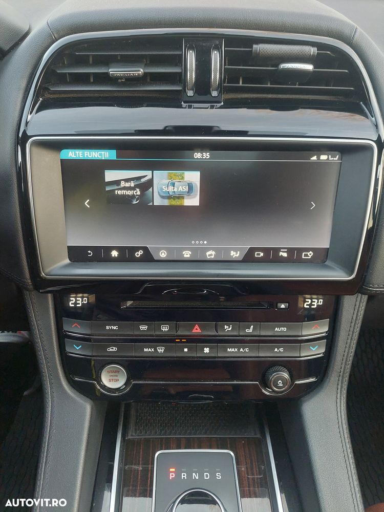 Jaguar F-Pace 20d AWD Aut. Portfolio - 22