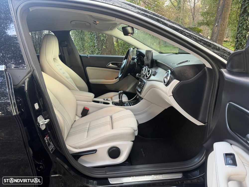 Mercedes-Benz CLA 180 d Shooting Brake Urban - 16