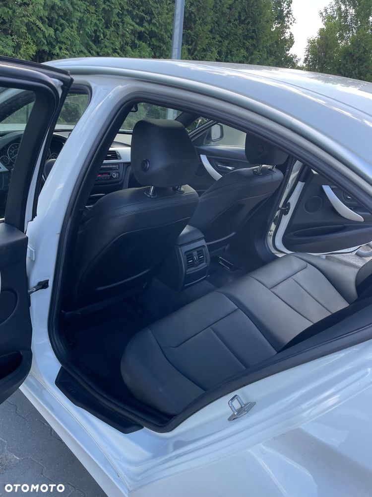 BMW Seria 3 320i xDrive - 6