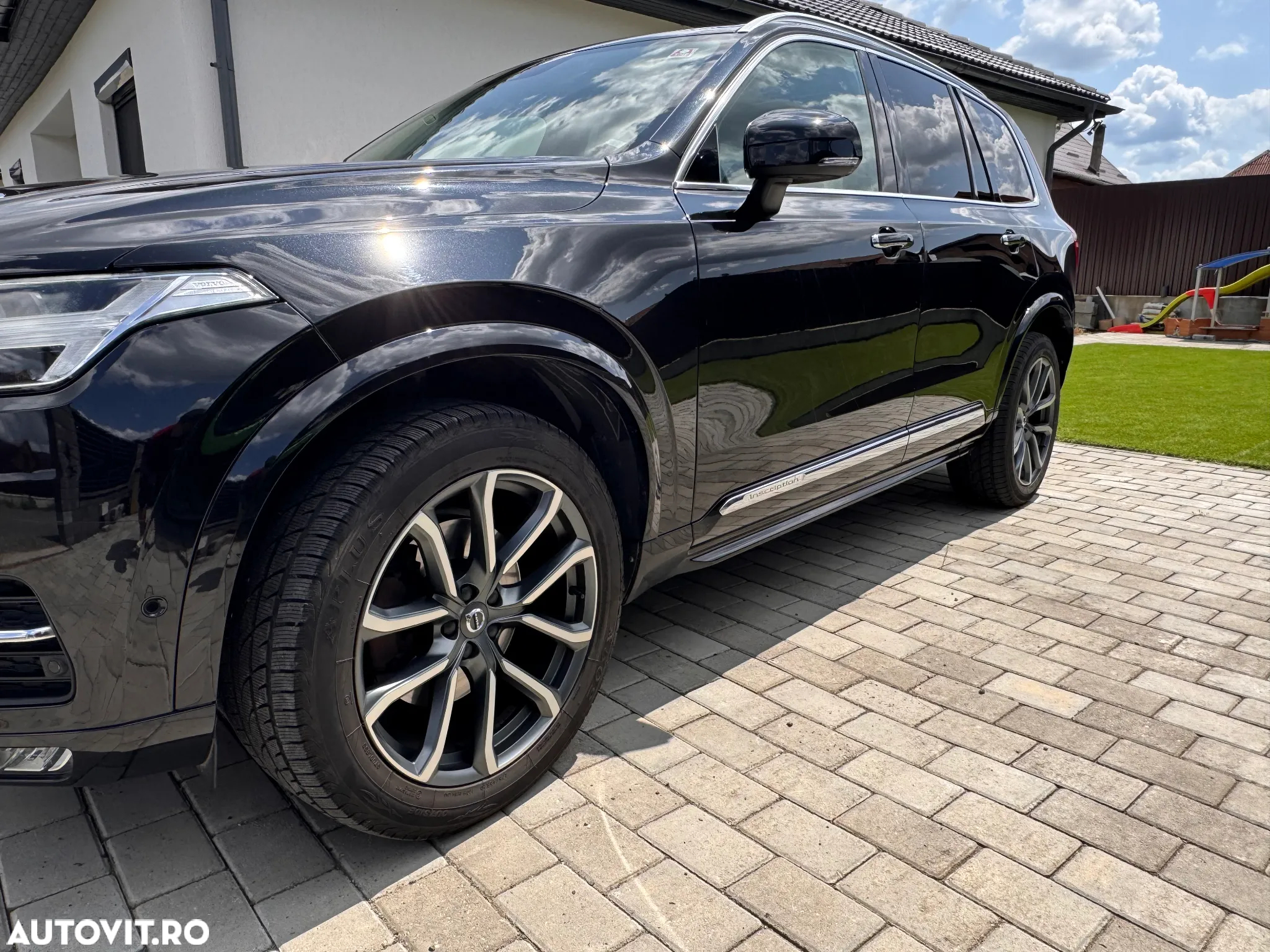 Volvo XC 90 D5 AWD Geartronic Inscription - 3