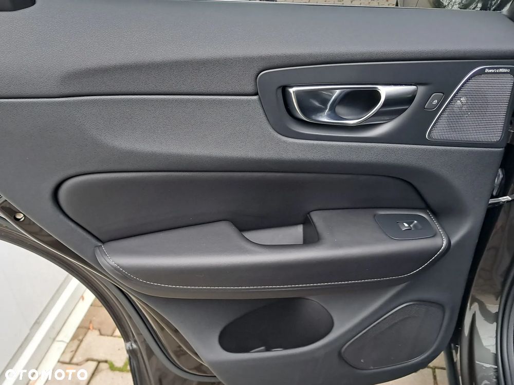 Volvo XC 60 B5 B AWD Inscription - 19