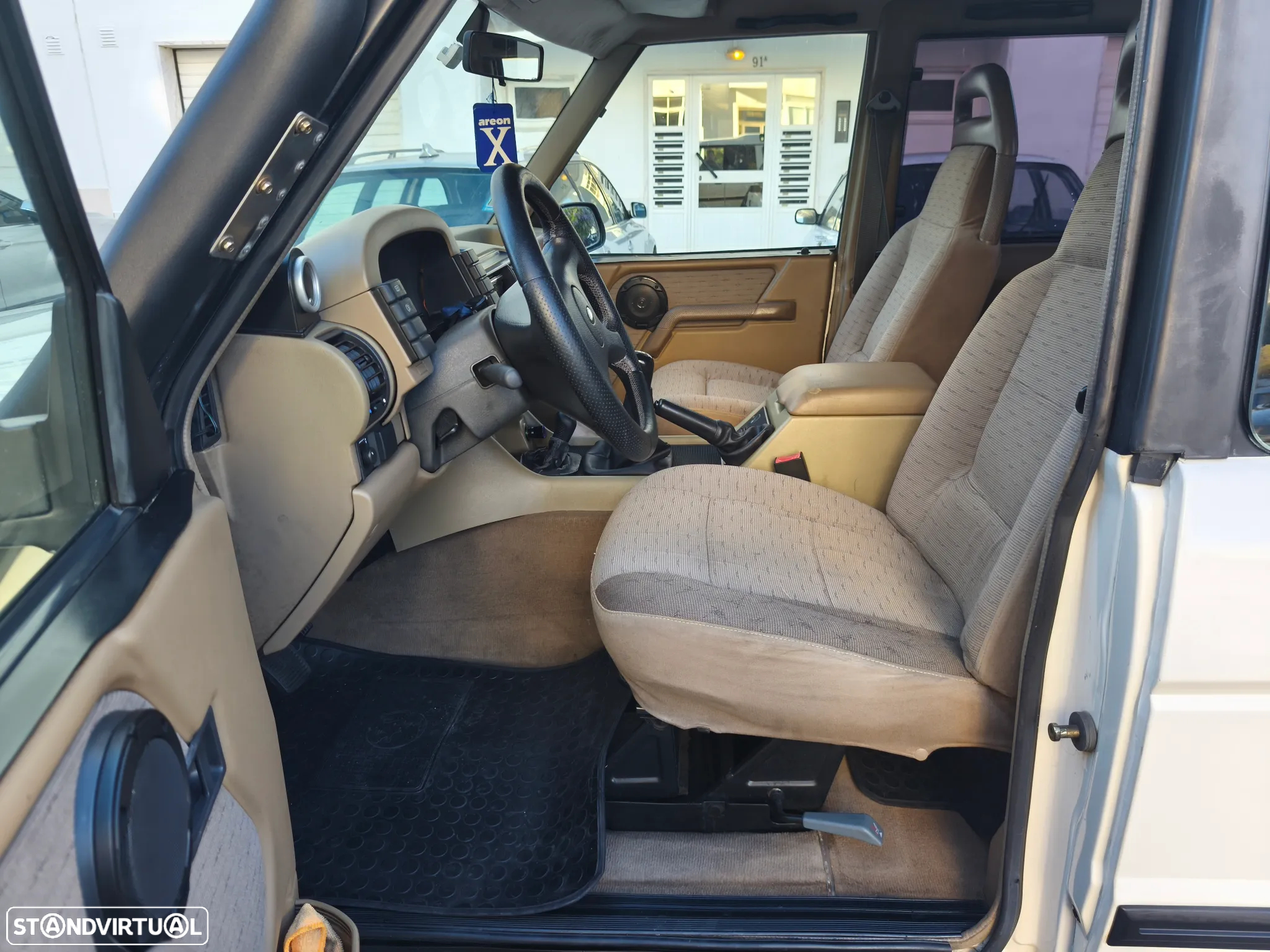 Land Rover Discovery 2.5 TDi - 22