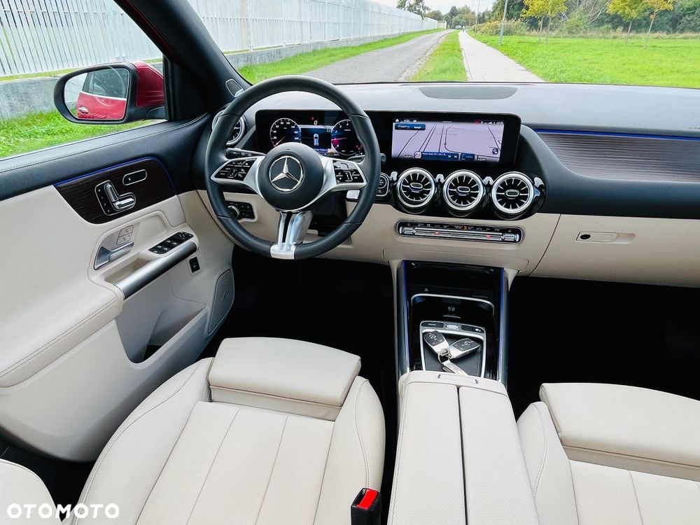 Mercedes-Benz GLA 250 4Matic 8G-DCT Progressive Advanced - 12
