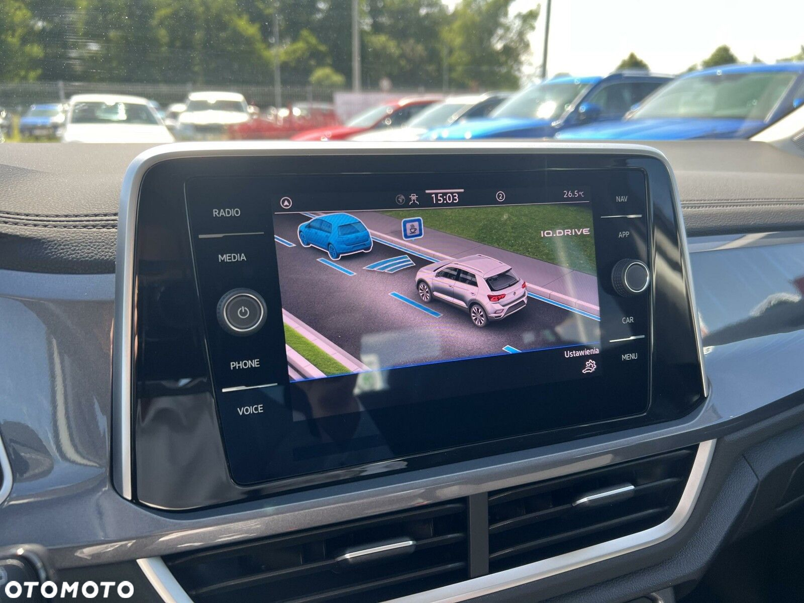 Volkswagen T-Roc 1.5 TSI Style DSG - 27