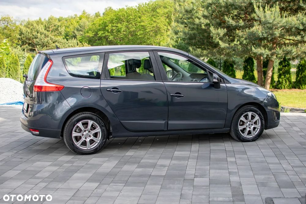 Renault Grand Scenic 1.6 16V 110 Dynamique - 16