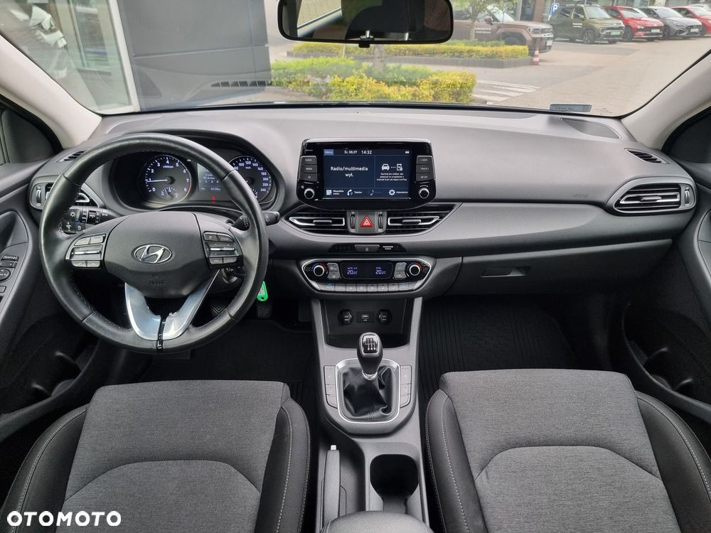 Hyundai i30 1.5 DPI Smart - 27