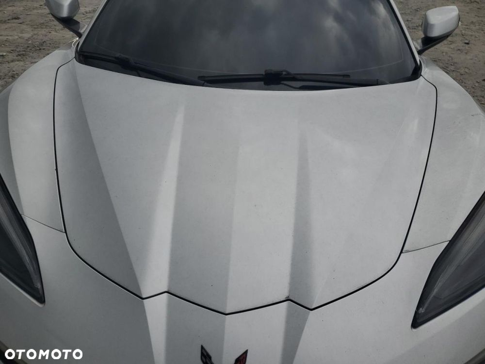 Chevrolet Corvette - 6