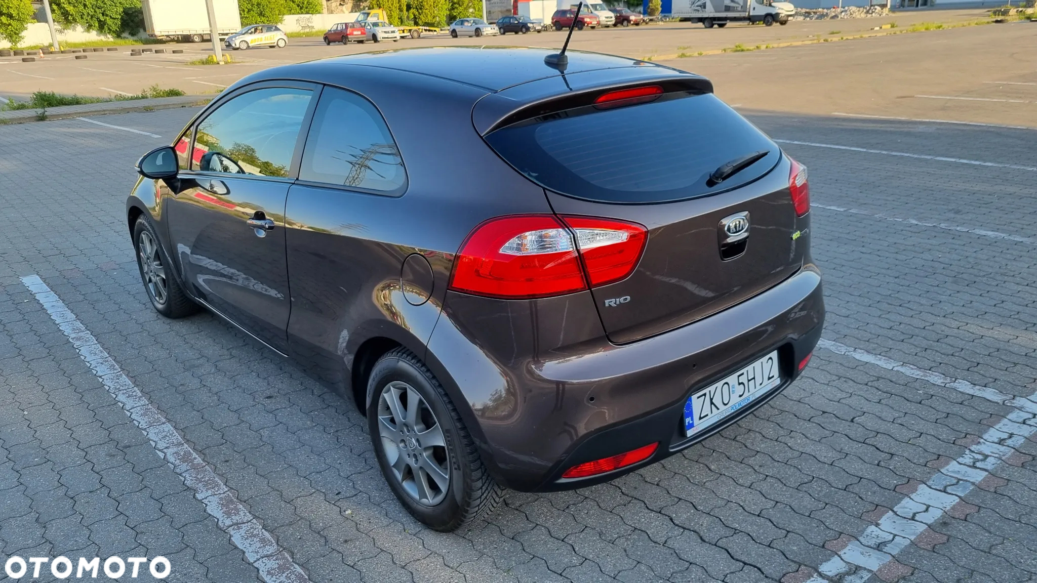 Kia Rio - 7