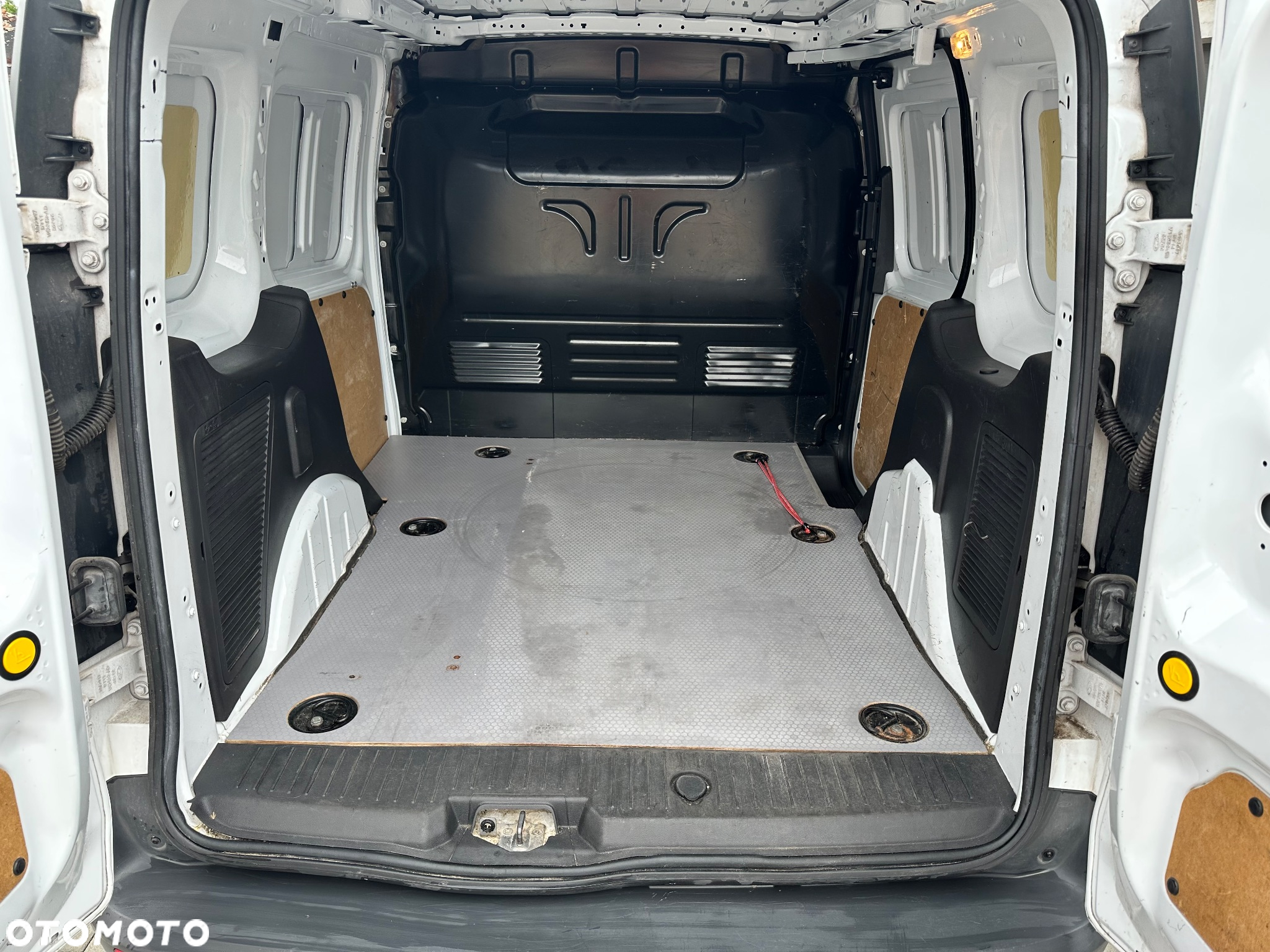 Ford Transit Connect 220 L1 Ambiente - 9