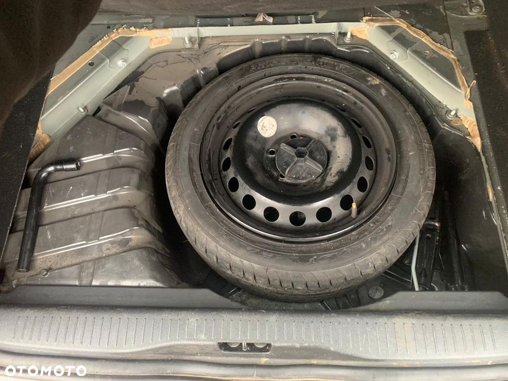 Renault Scenic dCi 110 FAP Dynamique - 21