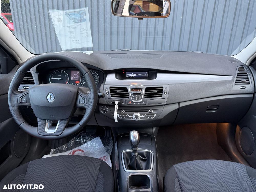 Renault Laguna - 6