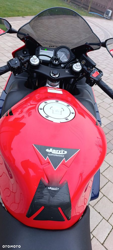 Honda CBR - 11