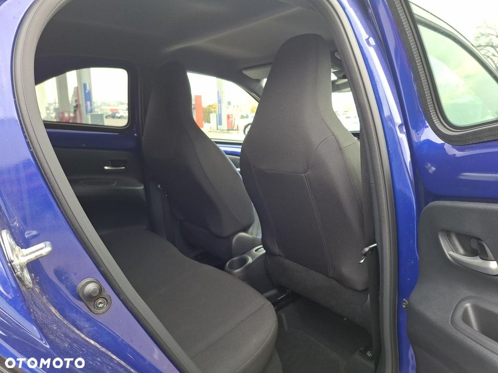 Toyota Aygo X 1.0 VVT-i Style CVT - 10