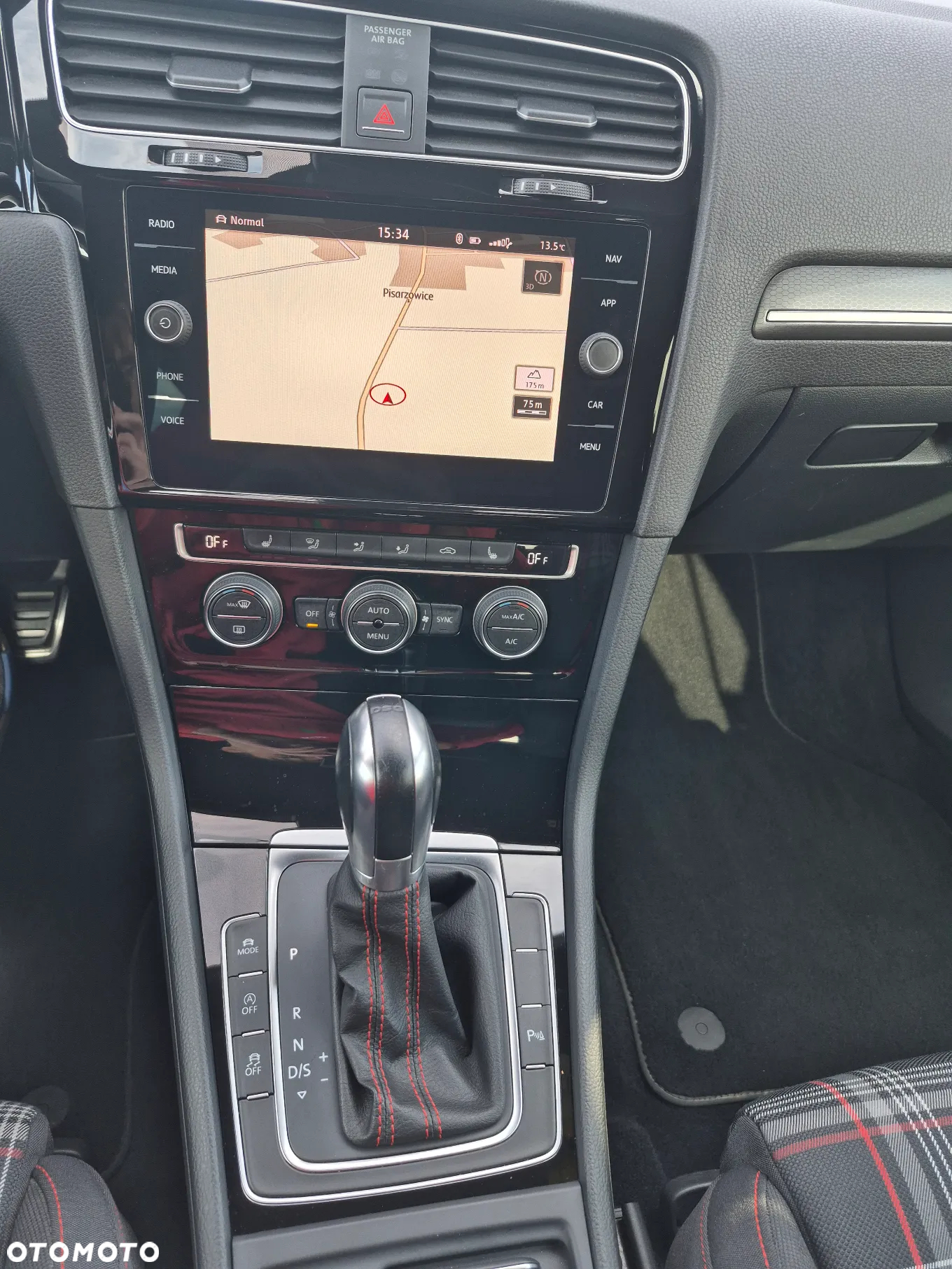 Volkswagen Golf GTI Performance BlueMotion Technology DSG - 24