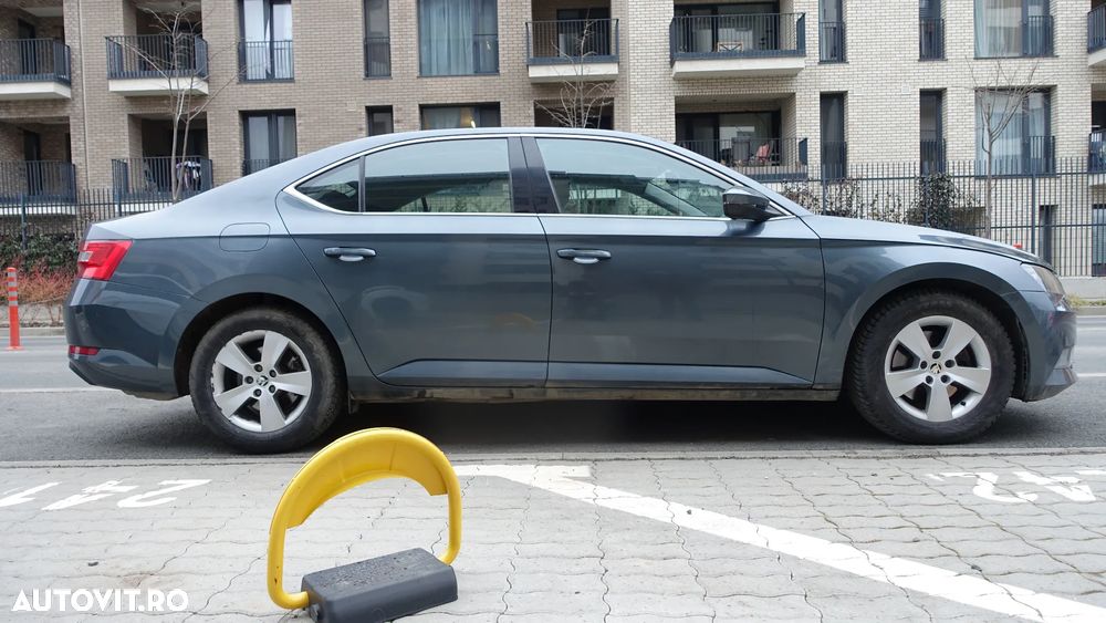Skoda Superb - 20