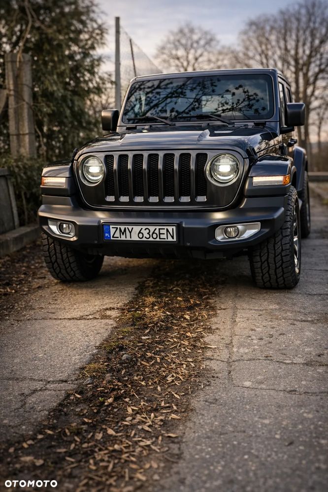Jeep Wrangler Unlimited GME 2.0 Turbo Sahara - 2