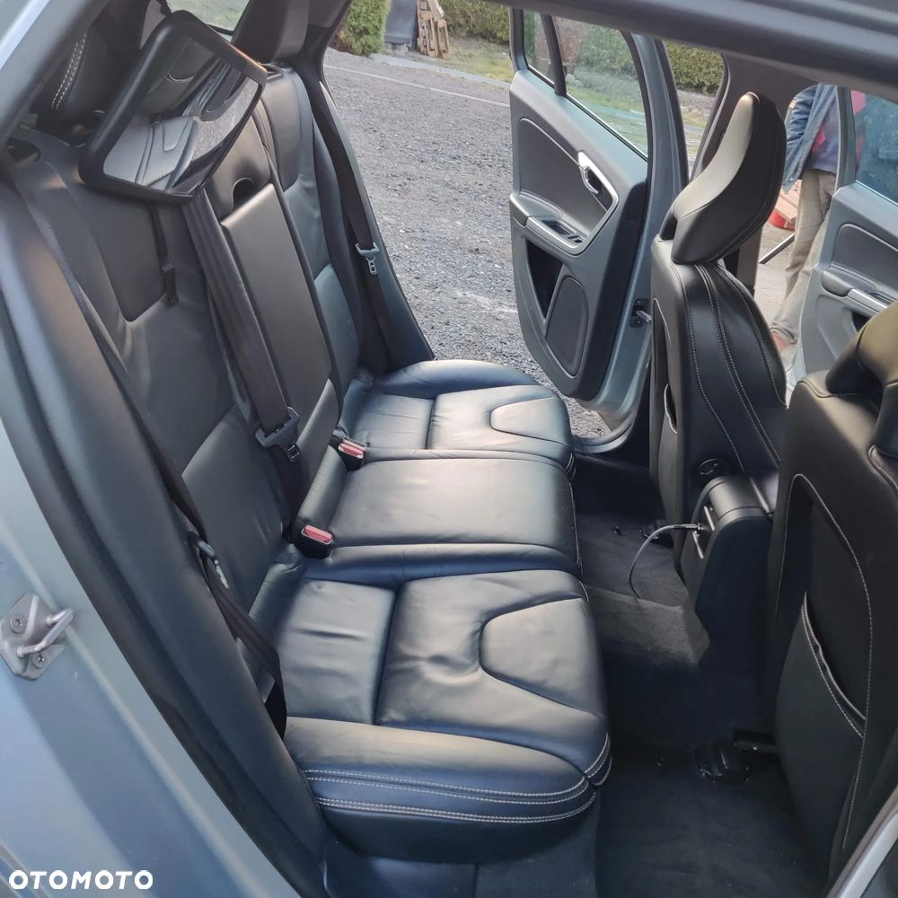 Volvo V60 D4 Drive-E Summum - 10