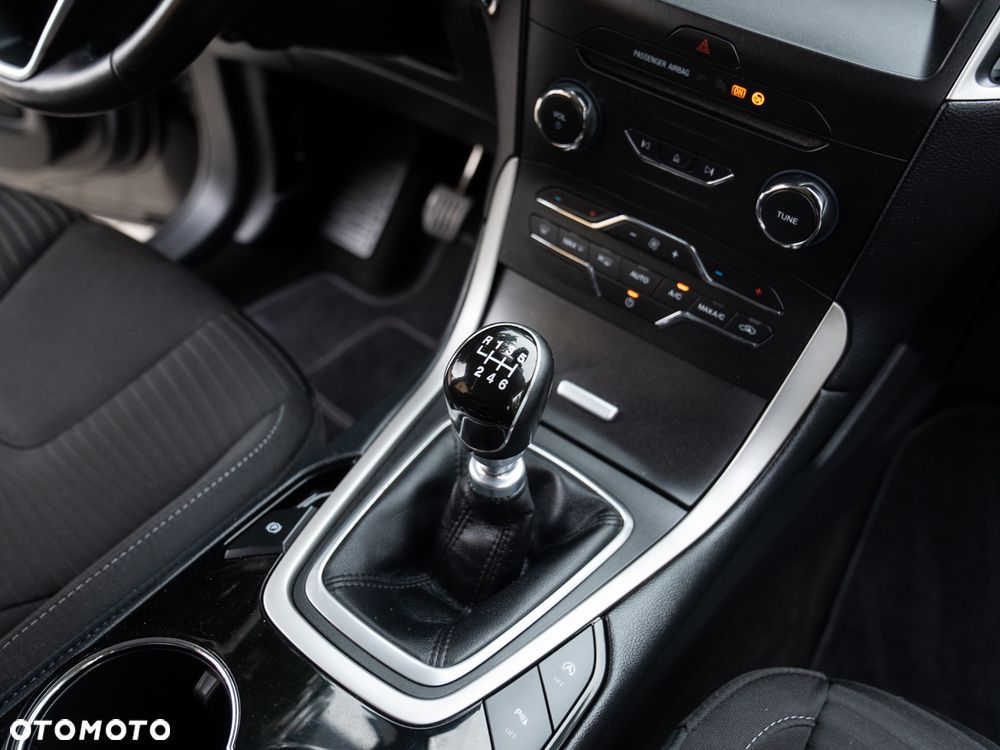 Ford S-Max 2.0 TDCi Trend - 40