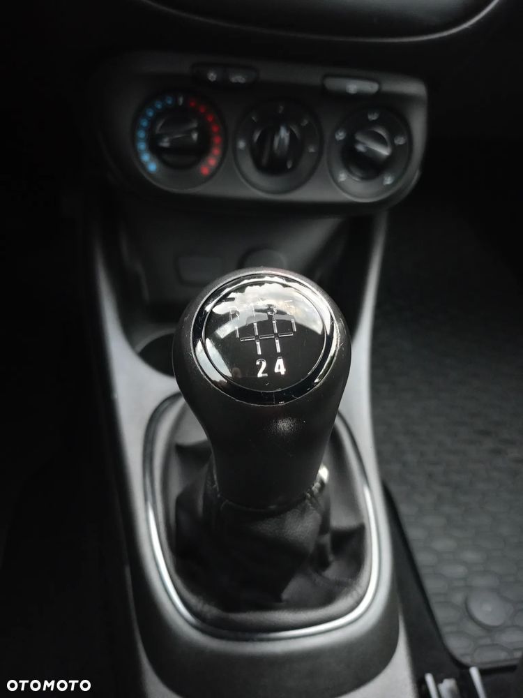 Opel Corsa - 19
