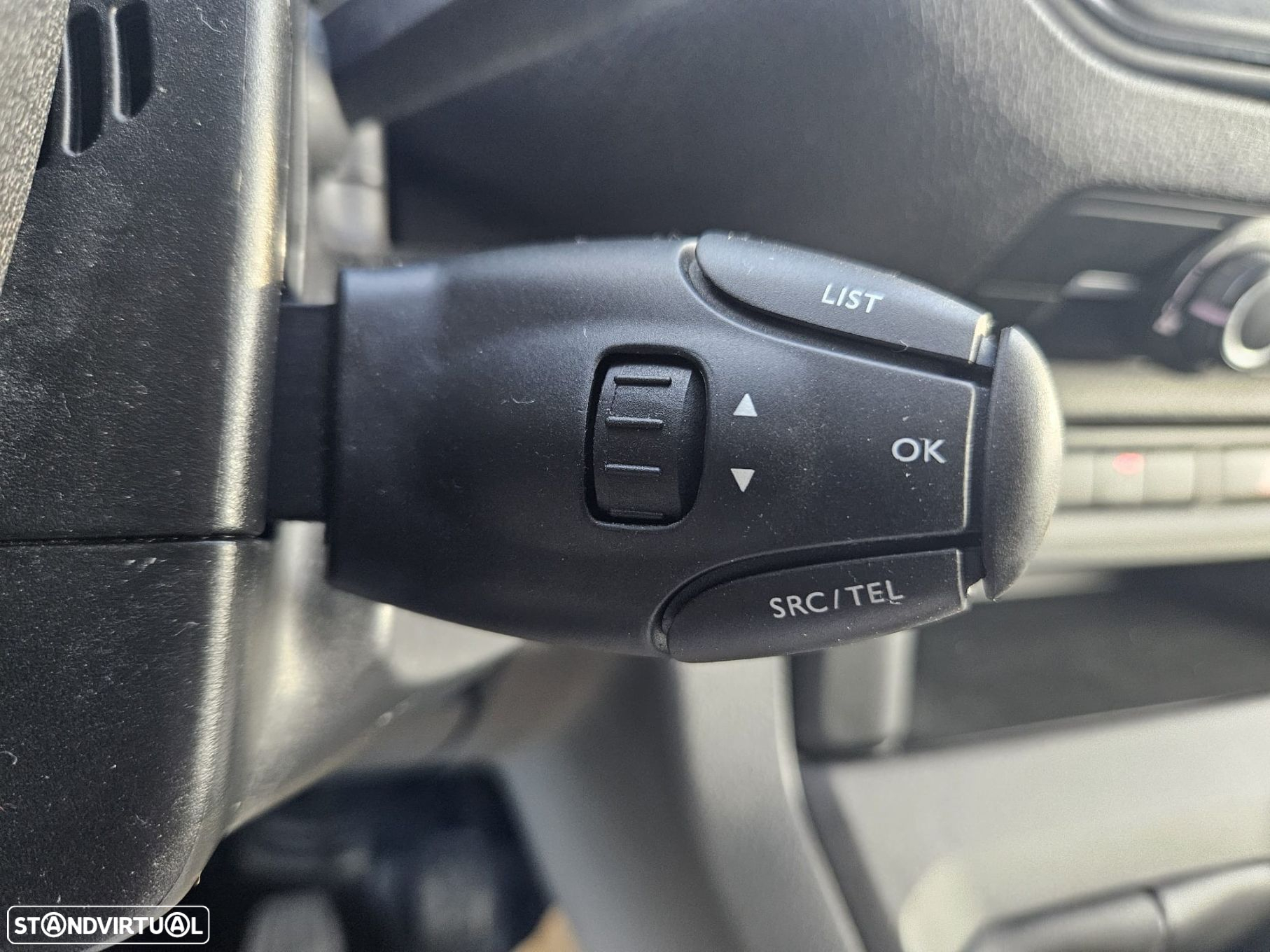 Opel Vivaro 1.5 CDTi L2H1 Essentia - 24