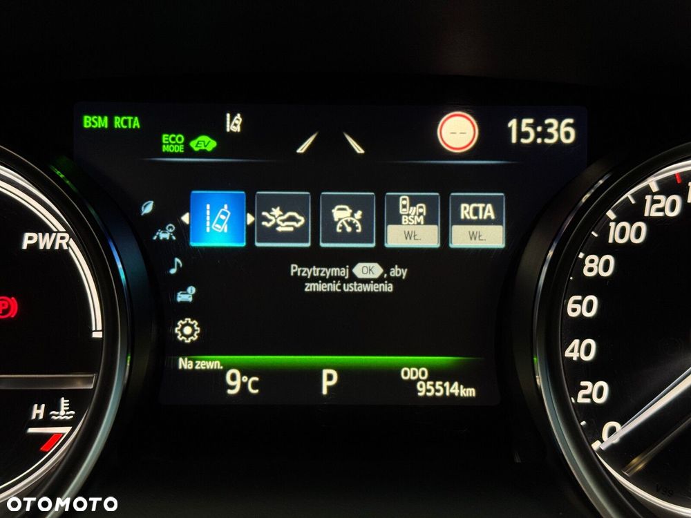 Toyota Camry 2.5 Hybrid Executive CVT - 31