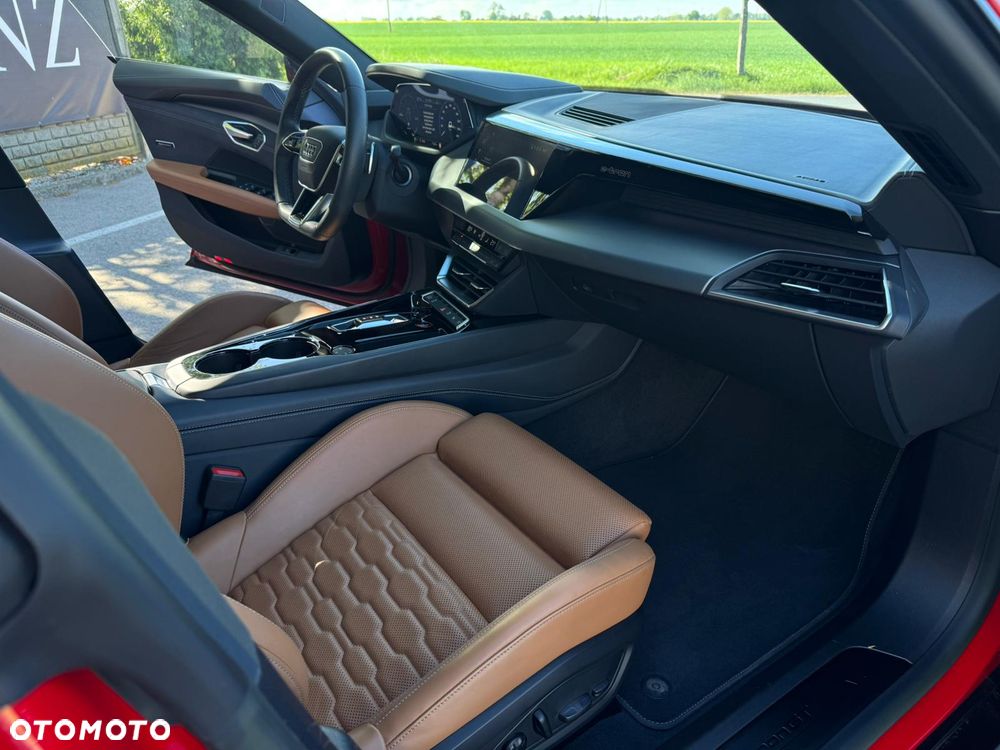 Audi e-tron S Quattro - 17