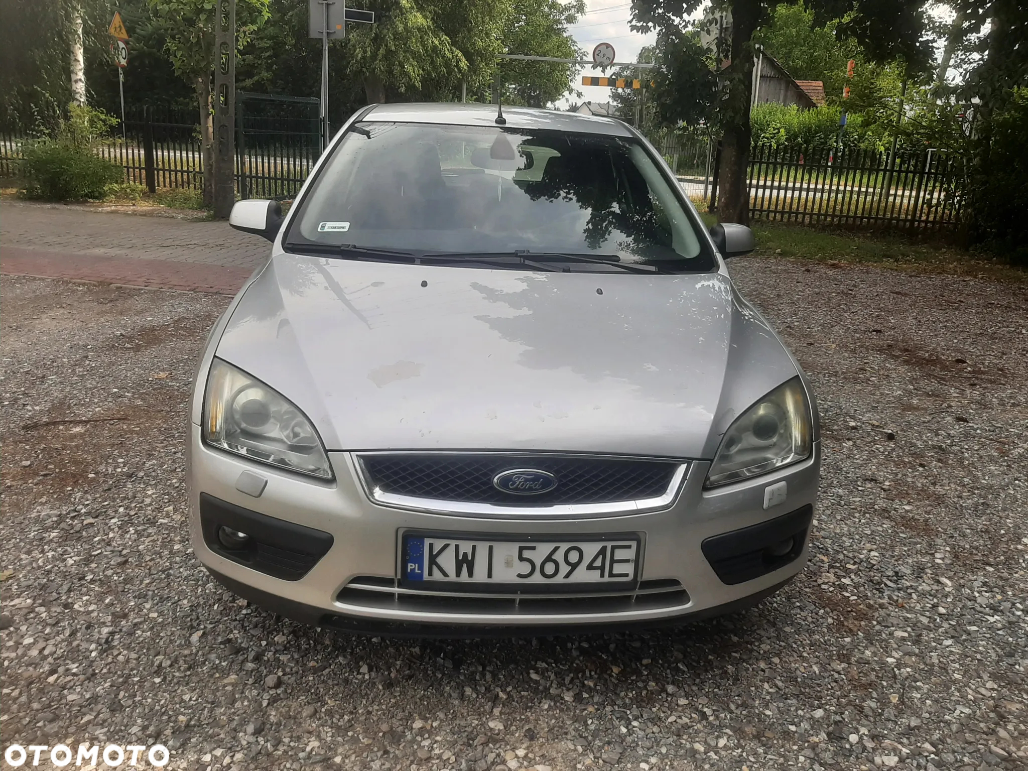 Ford Focus 2.0 16V Ghia - 8