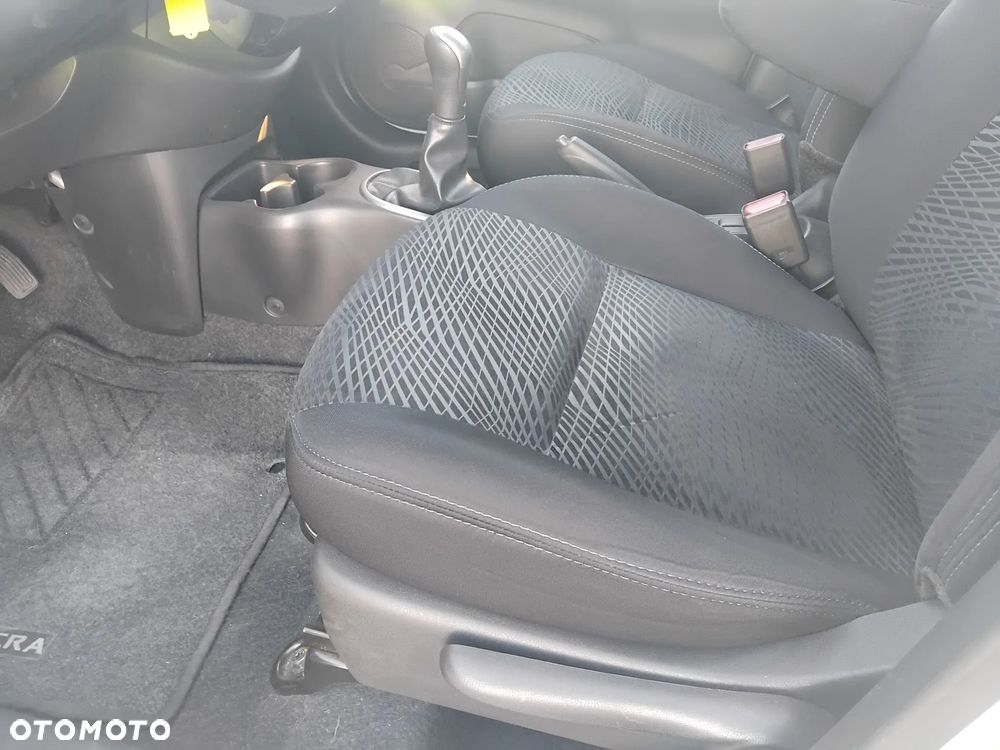 Nissan Micra 1.2 Style Edition - 9