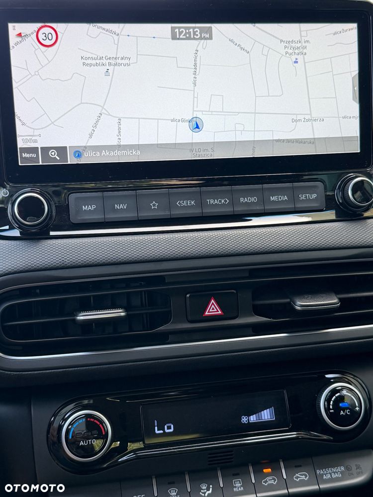 Hyundai Kona - 10