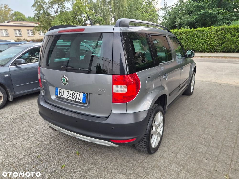 Skoda Yeti 2.0 TDI DSG 4x4 Experience - 4