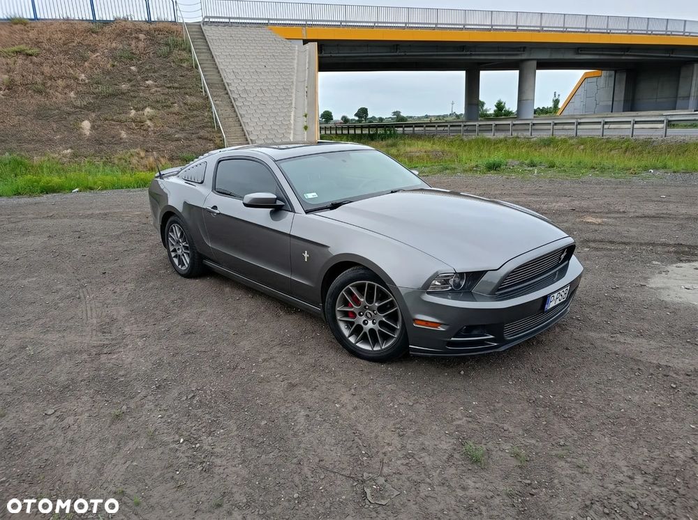 Ford Mustang 3.7 V6 Premium - 13