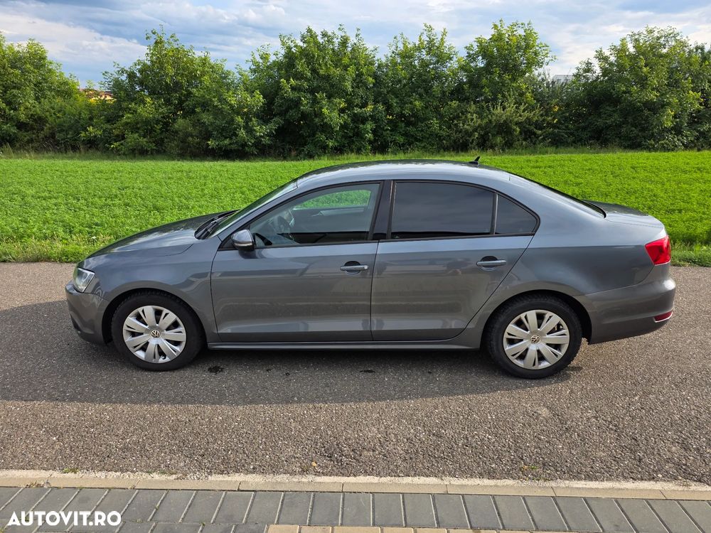 Volkswagen Jetta 1.2 TSI Comfortline - 1